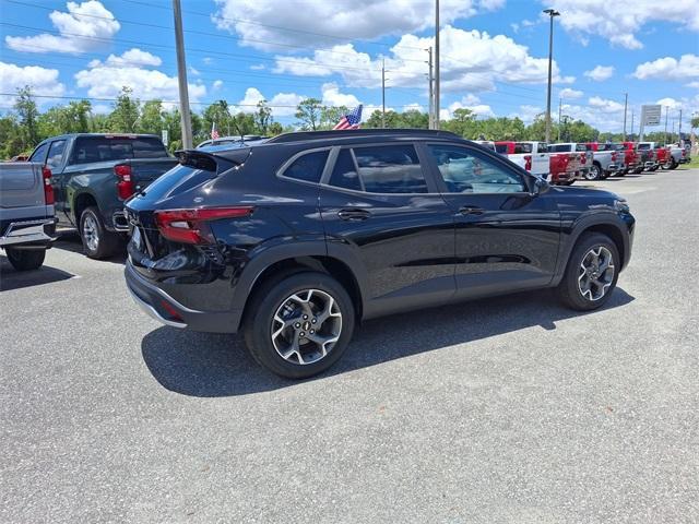 new 2025 Chevrolet Trax car, priced at $23,956