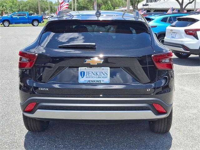 new 2025 Chevrolet Trax car, priced at $23,956