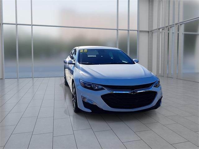 new 2025 Chevrolet Malibu car, priced at $27,963