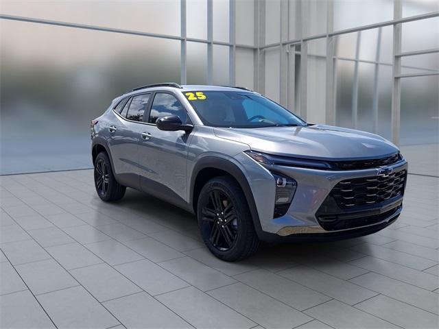 new 2025 Chevrolet Trax car, priced at $25,089