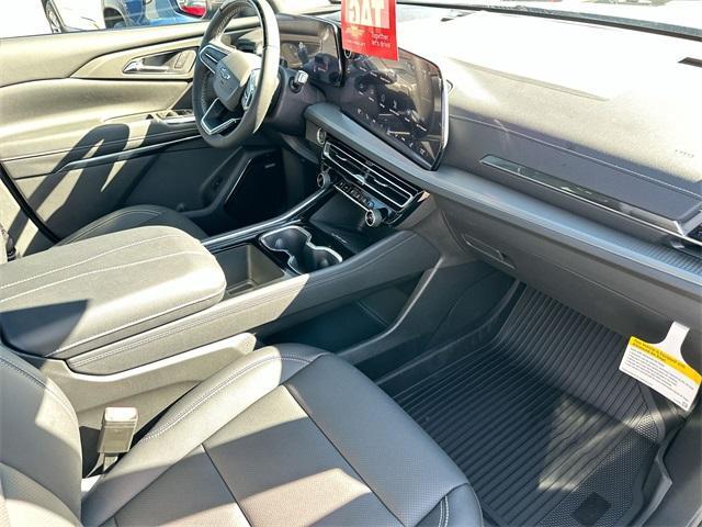 new 2026 Chevrolet Traverse car, priced at $49,444