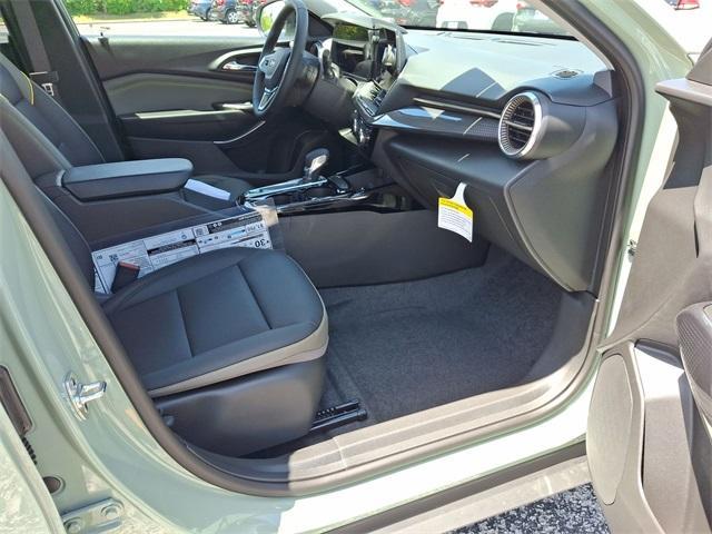 new 2025 Chevrolet Trax car, priced at $25,089