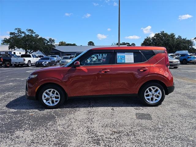 used 2022 Kia Soul car, priced at $15,977