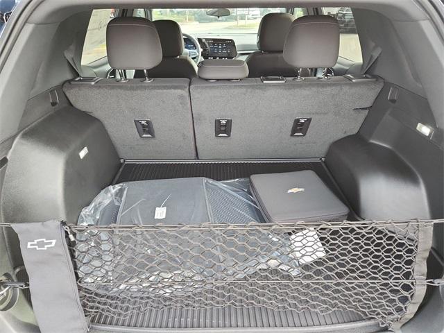 new 2026 Chevrolet Equinox car, priced at $29,275
