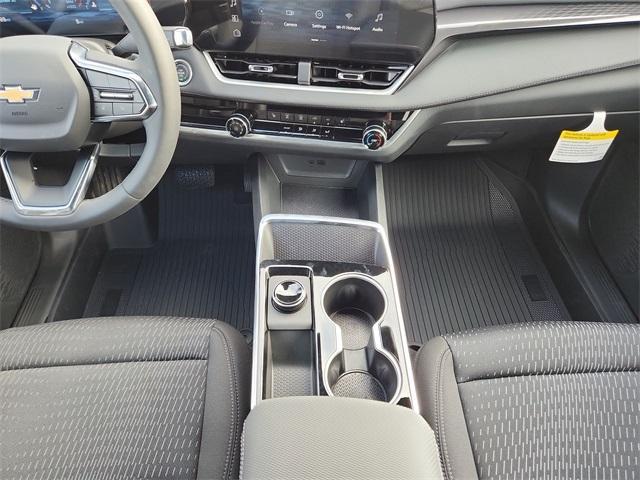 new 2026 Chevrolet Equinox car, priced at $29,275