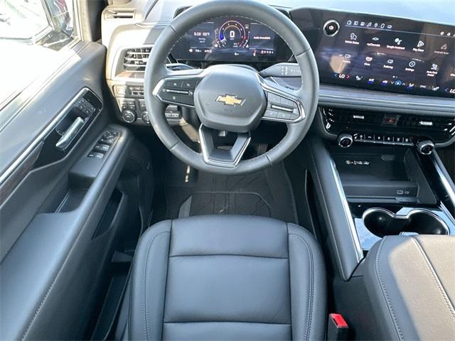 new 2025 Chevrolet Suburban car, priced at $73,902