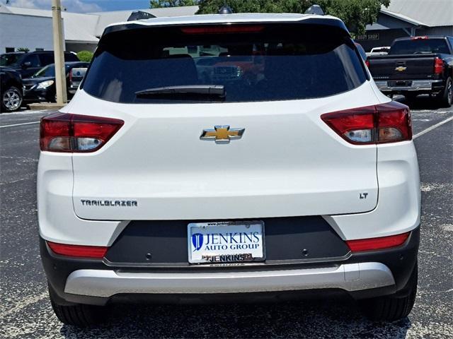 new 2025 Chevrolet TrailBlazer car, priced at $30,160