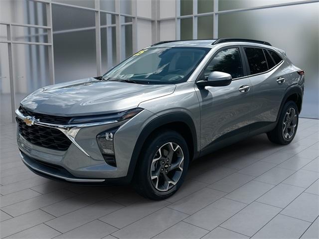 new 2025 Chevrolet Trax car, priced at $24,237