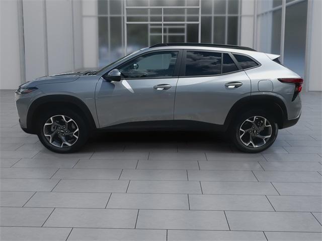 new 2025 Chevrolet Trax car, priced at $24,237