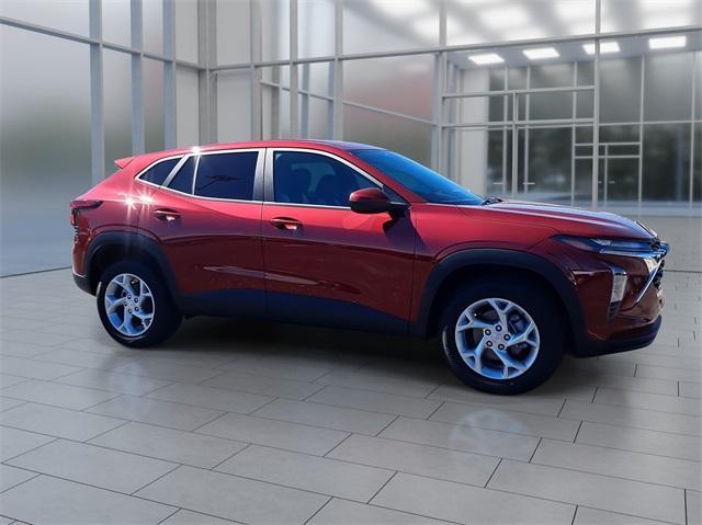 new 2025 Chevrolet Trax car, priced at $22,461