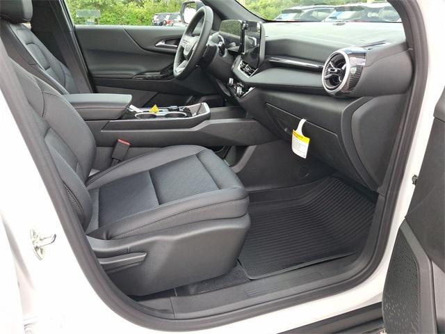 new 2026 Chevrolet Equinox car, priced at $33,085