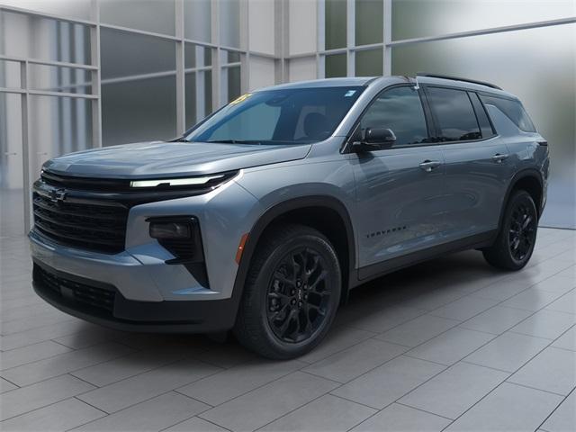 new 2025 Chevrolet Traverse car, priced at $45,019