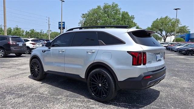 used 2022 Kia Sorento car, priced at $25,277