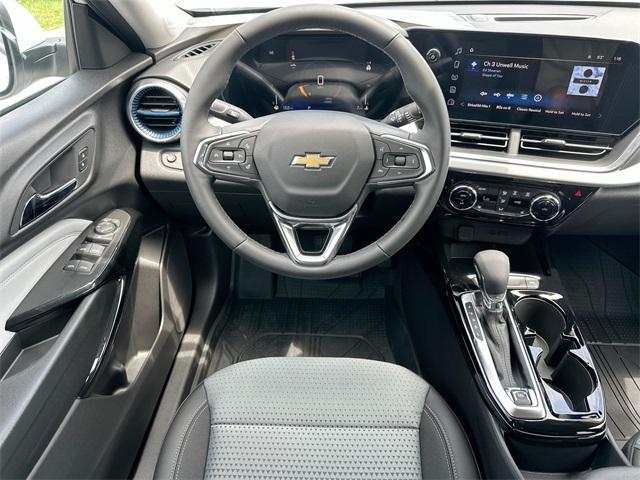 new 2025 Chevrolet Trax car, priced at $24,237