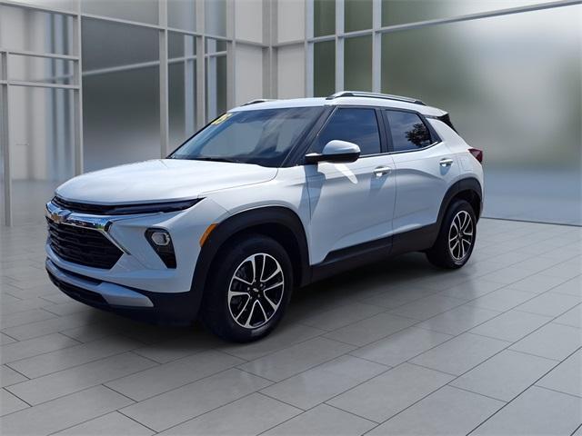 used 2025 Chevrolet TrailBlazer car, priced at $24,277