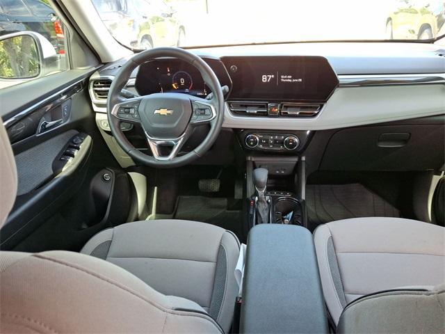 used 2025 Chevrolet TrailBlazer car, priced at $24,277