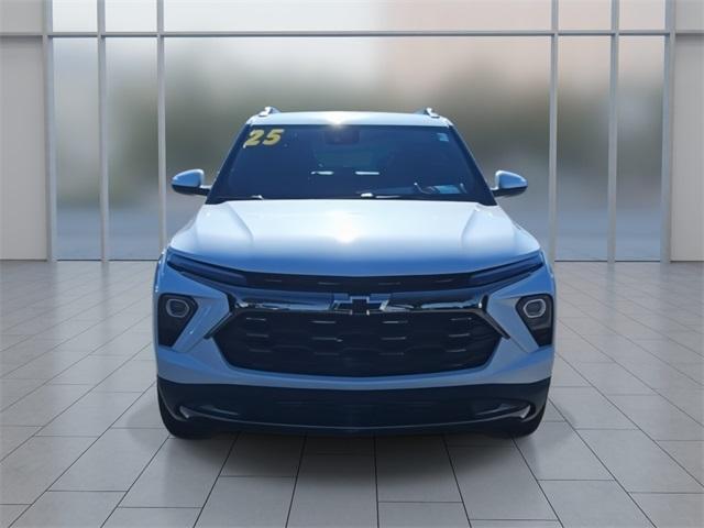 new 2025 Chevrolet TrailBlazer car, priced at $33,487