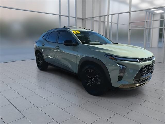 used 2025 Chevrolet Trax car, priced at $23,977