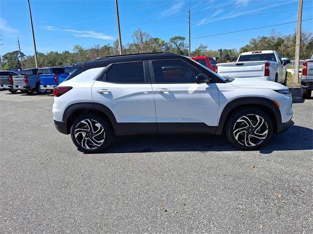 new 2025 Chevrolet TrailBlazer car, priced at $28,647