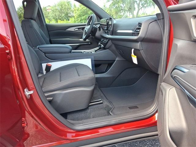 new 2025 Chevrolet Traverse car, priced at $44,420