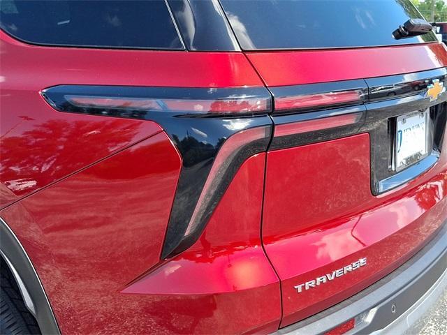 new 2025 Chevrolet Traverse car, priced at $44,420