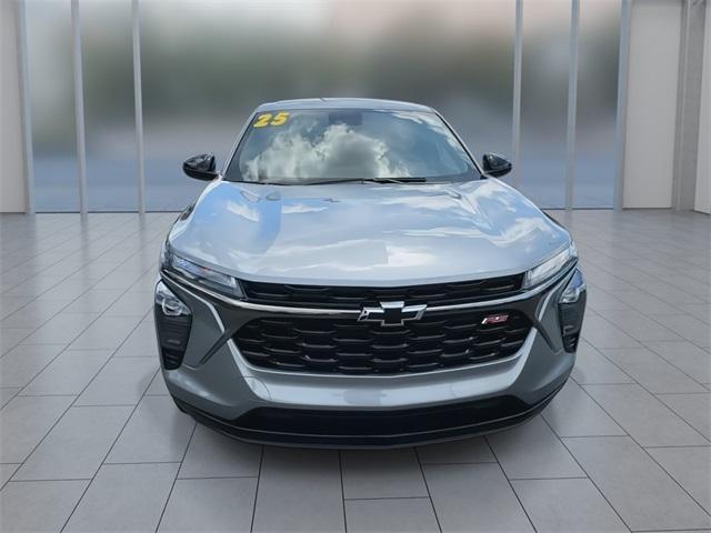 new 2025 Chevrolet Trax car, priced at $23,114