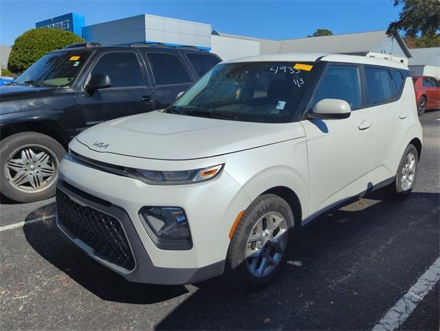 used 2022 Kia Soul car, priced at $14,477