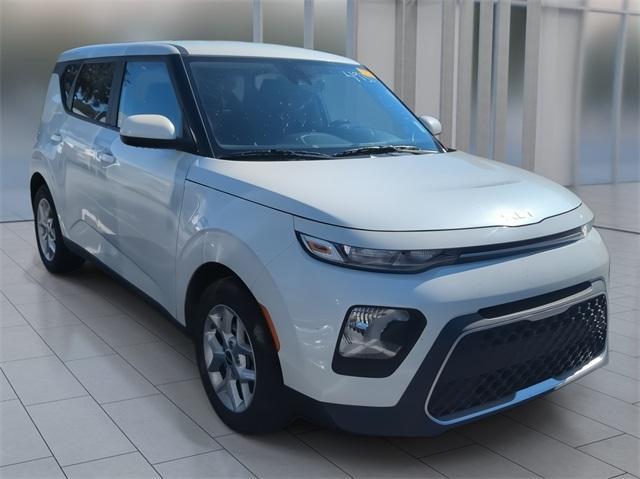 used 2022 Kia Soul car, priced at $14,477