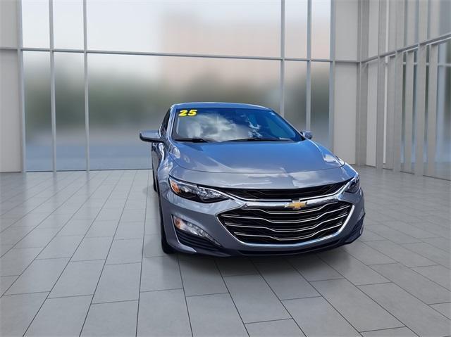 new 2025 Chevrolet Malibu car, priced at $29,448