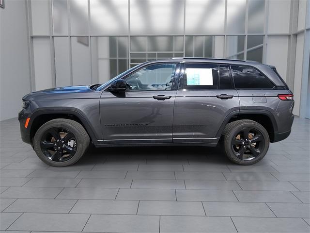 used 2023 Jeep Grand Cherokee car, priced at $30,977