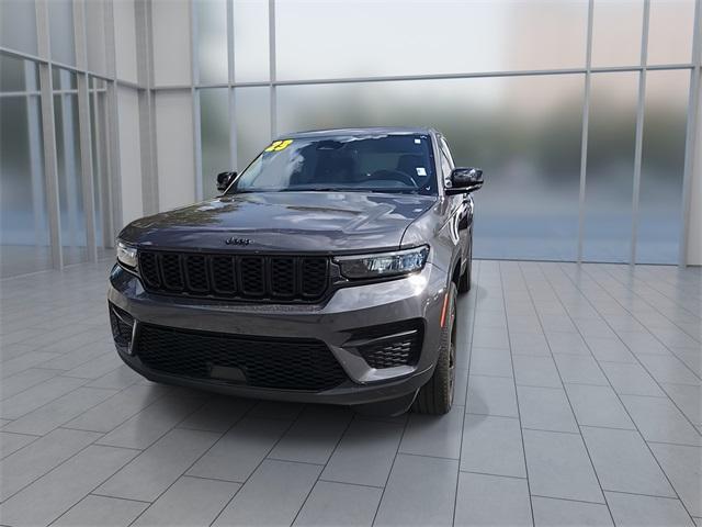 used 2023 Jeep Grand Cherokee car, priced at $30,977