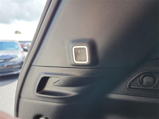 used 2023 Jeep Grand Cherokee car, priced at $30,977