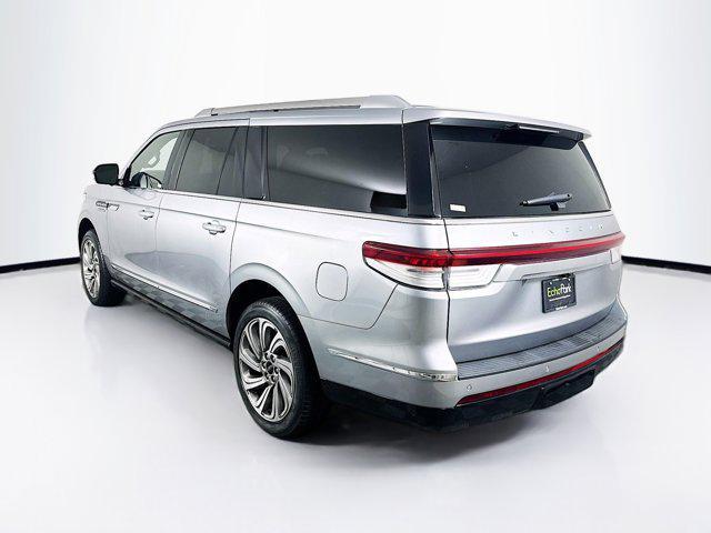 used 2022 Lincoln Navigator car, priced at $50,997