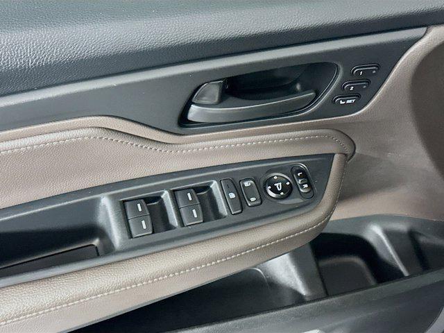 used 2018 Honda Odyssey car, priced at $17,996