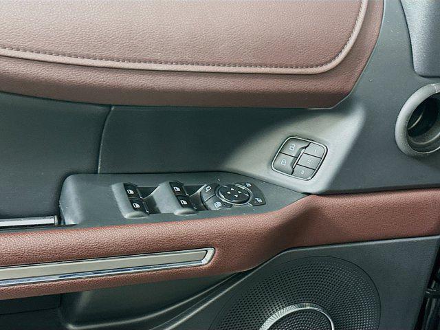 used 2024 Ford Expedition car, priced at $43,487