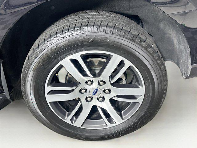 used 2024 Ford Expedition car, priced at $43,487