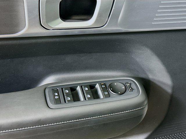 used 2024 Hyundai Santa Fe car, priced at $27,997