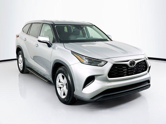 used 2022 Toyota Highlander car, priced at $28,989