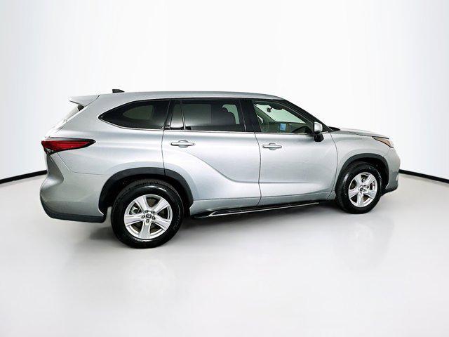 used 2022 Toyota Highlander car, priced at $28,989