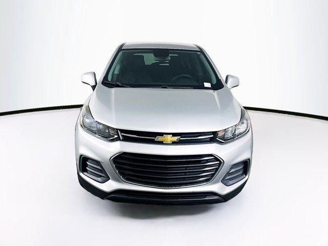 used 2022 Chevrolet Trax car, priced at $15,496