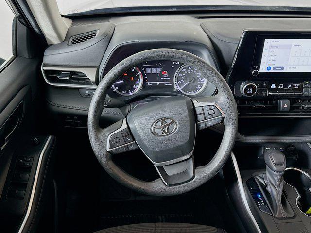 used 2023 Toyota Highlander car, priced at $31,289