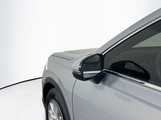used 2025 Honda CR-V car, priced at $31,297