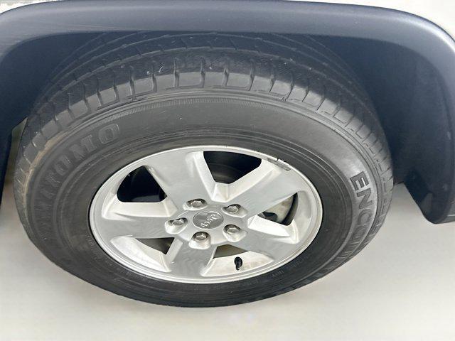 used 2013 Jeep Grand Cherokee car, priced at $10,996
