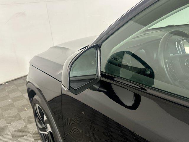 used 2025 Volvo XC40 car, priced at $29,997