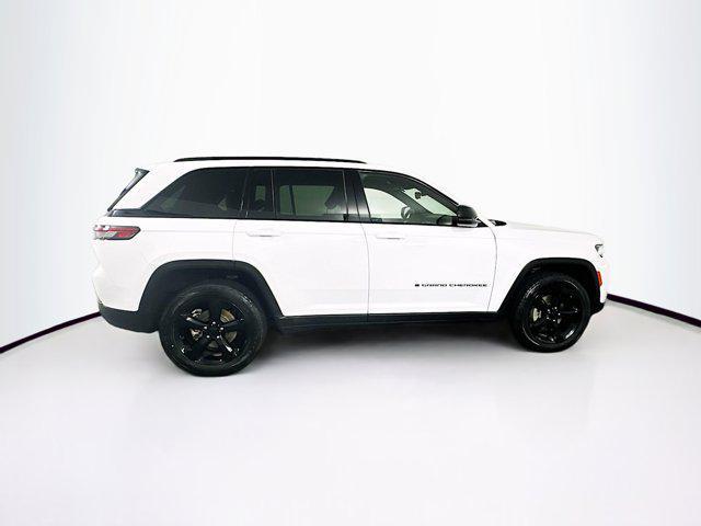 used 2023 Jeep Grand Cherokee car, priced at $28,989