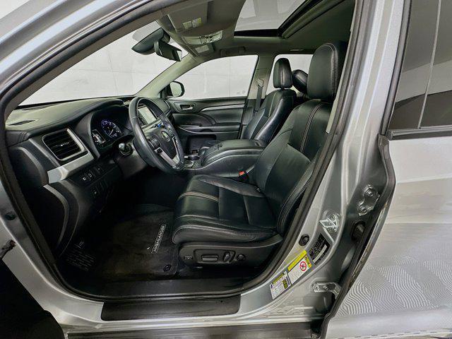 used 2017 Toyota Highlander car, priced at $22,399