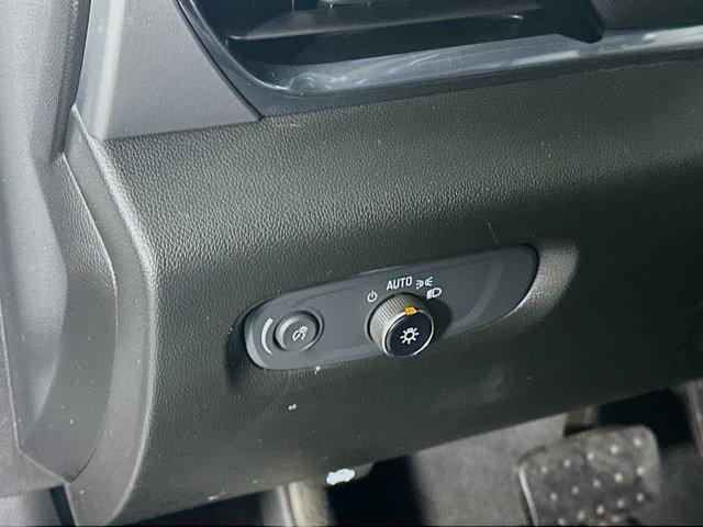 used 2022 Chevrolet Traverse car, priced at $22,187
