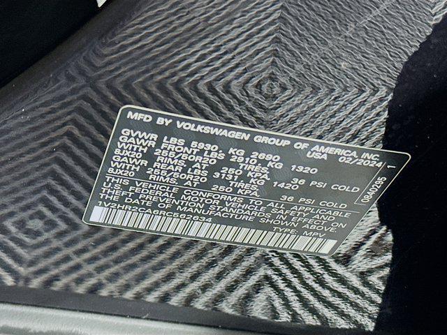 used 2024 Volkswagen Atlas car, priced at $27,896