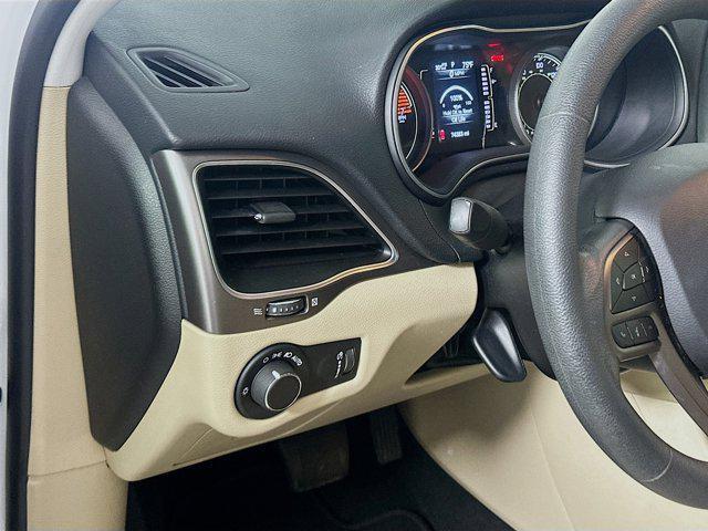 used 2020 Jeep Cherokee car, priced at $15,496