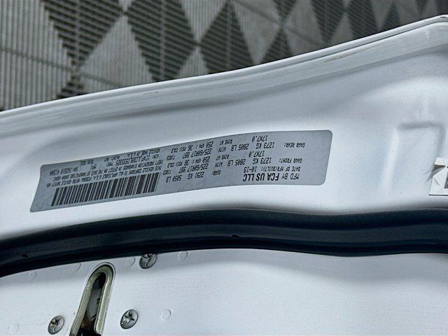 used 2020 Jeep Cherokee car, priced at $15,496